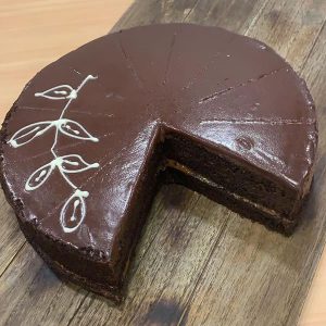 TORTA CHOCO MANJAR AMERICANA